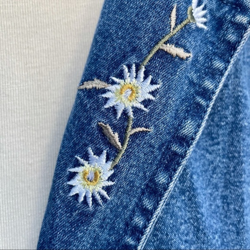 Denim & Co NWT Embroidered Denim Shirt Jacket - Picture 9 of 11